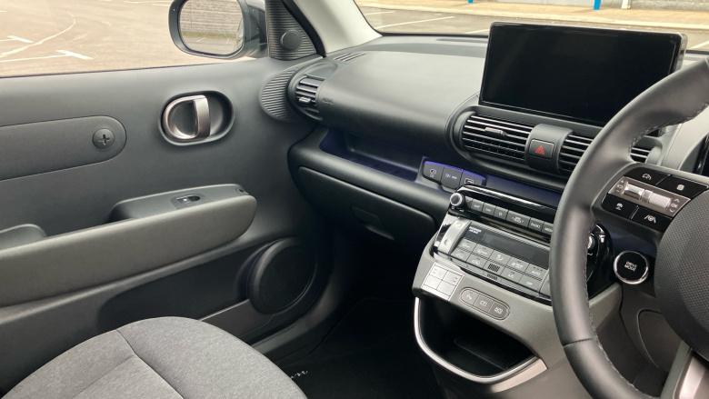 Hyundai INSTER 85kW 02 49kWh 5dr Auto Electric Hatchback